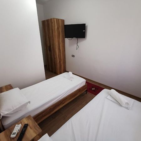 Bed and Breakfast Bujtina Valgent Берат Екстер'єр фото