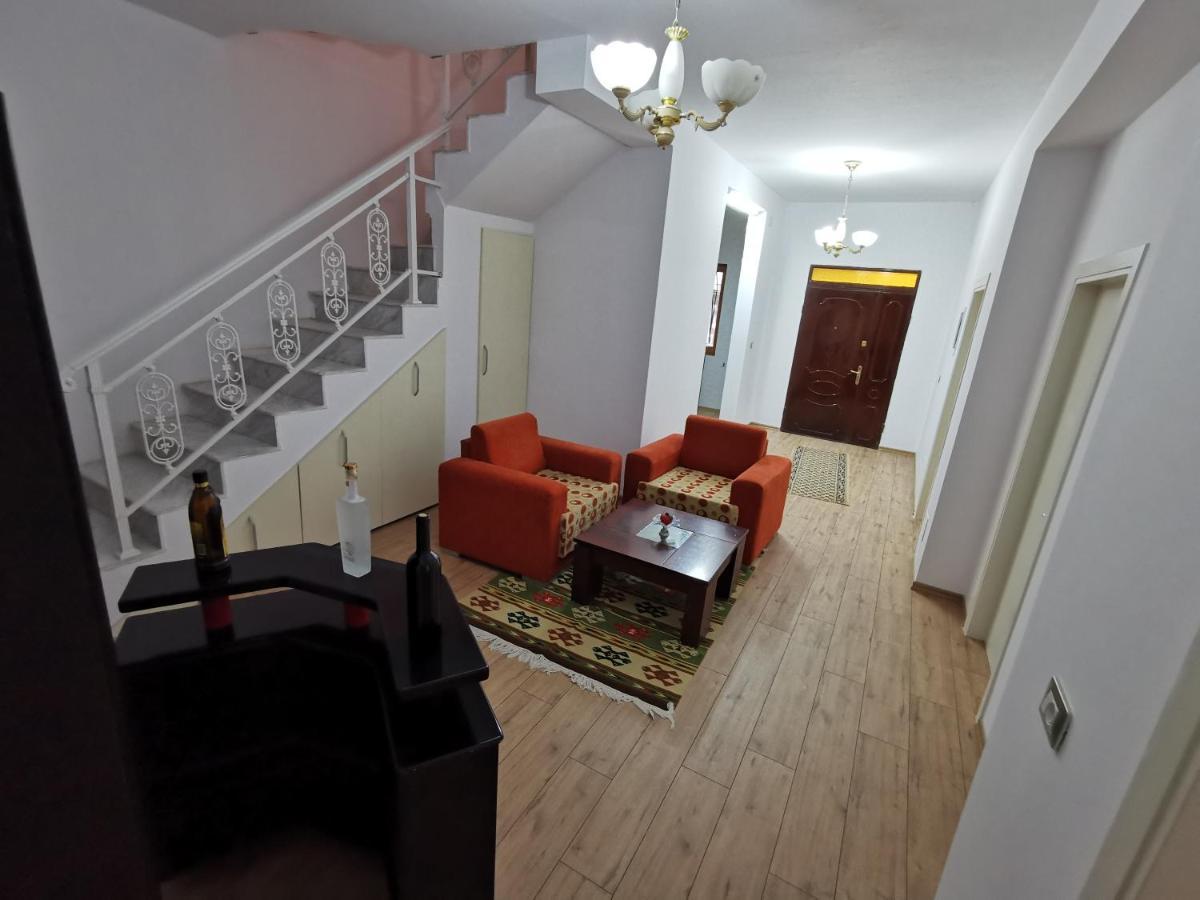 Bed and Breakfast Bujtina Valgent Берат Екстер'єр фото