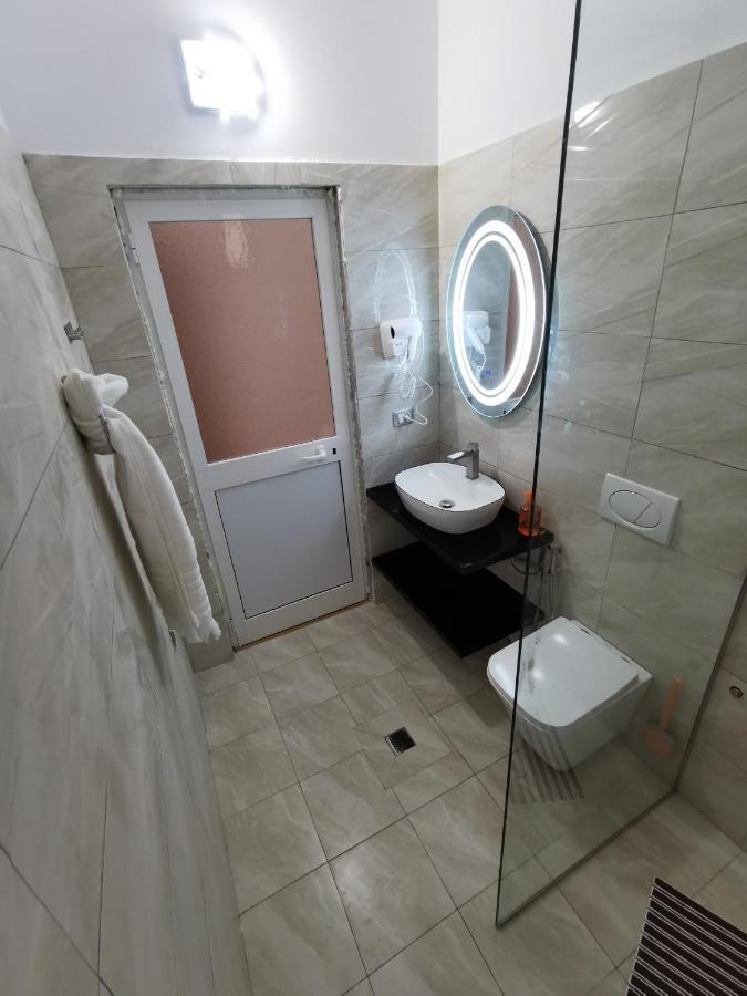 Bed and Breakfast Bujtina Valgent Берат Екстер'єр фото
